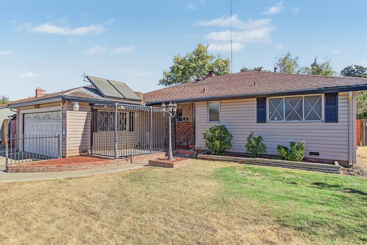 Property Photo:  6749 51st Street  CA 95823 