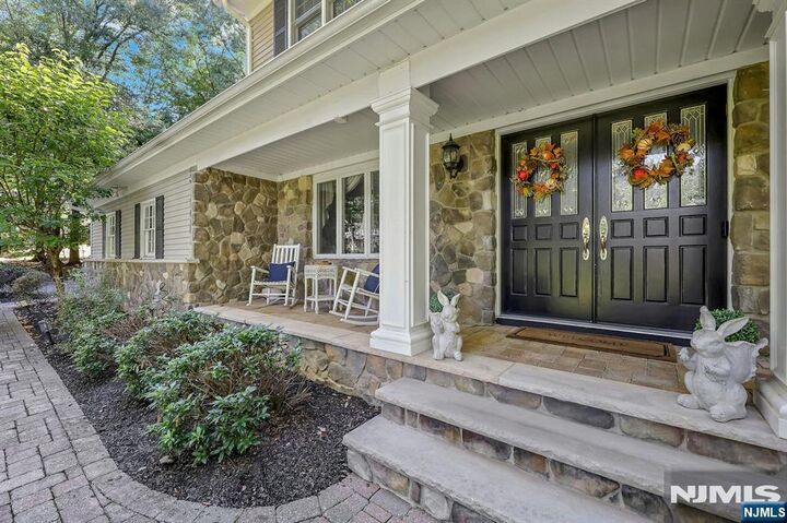 Property Photo:  14 Longridge Road  NJ 07645 