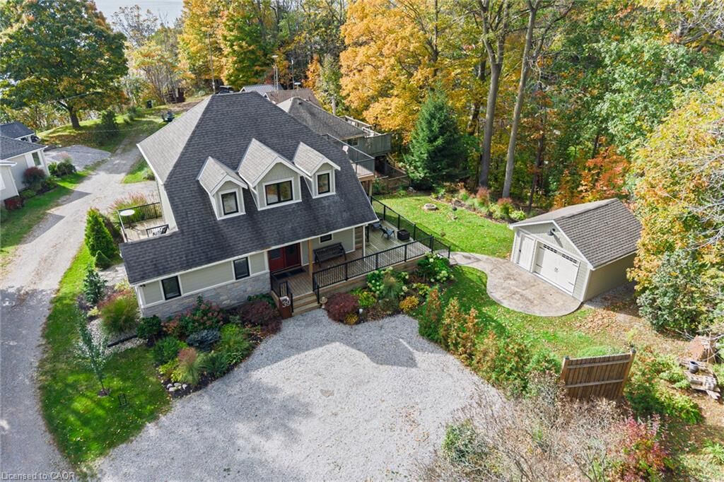 Property Photo:  39 King Street S  ON N3Y 4K2 