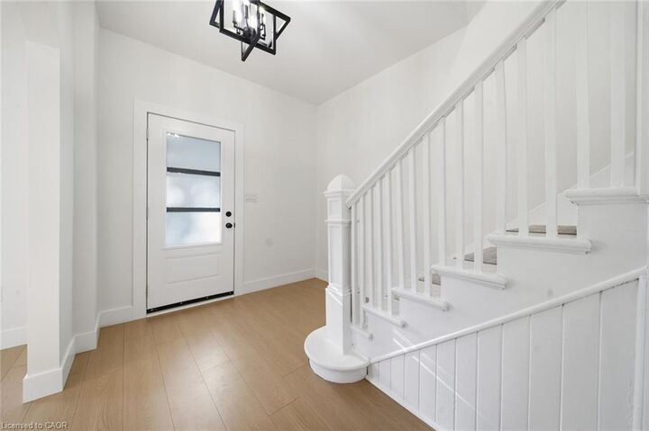 Property Photo:  217 Queen Street N  ON N3Y 3Y8 