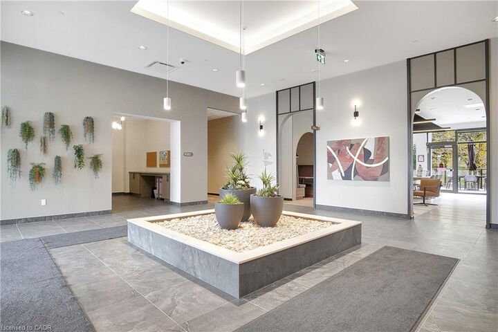 Property Photo:  525 New Dundee Road 803  ON N2P 0K8 