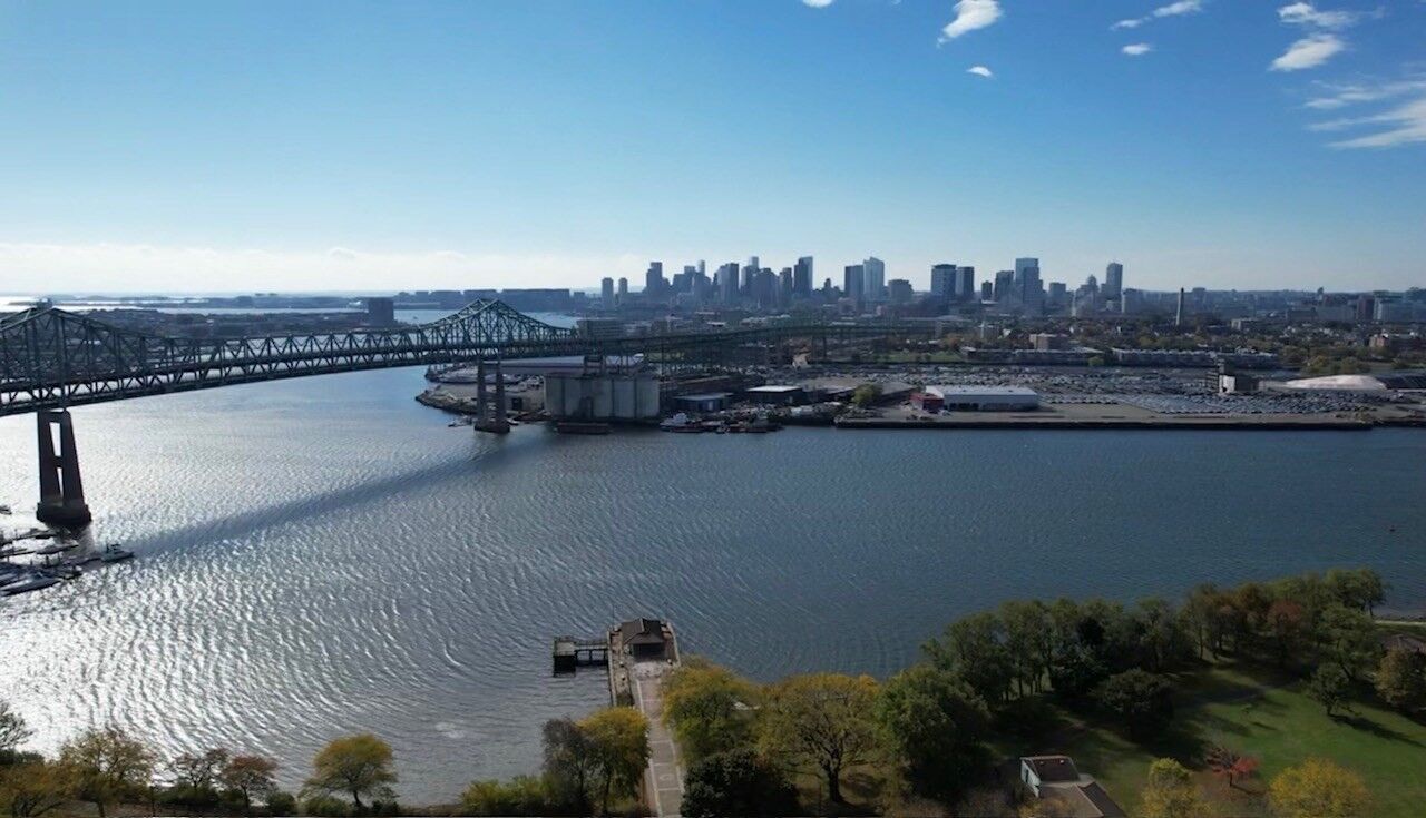 Property Photo: 65 Boatswains Way 65 MA 02150