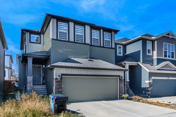 Property Photo:  49 Amblefield View NW  AB T3P 2L5 