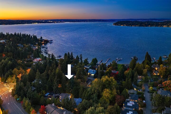 Property Photo:  7627 SE 22nd Street  WA 98040 