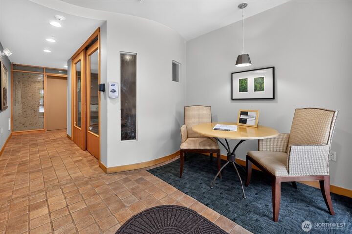 Property Photo:  2901 NE Blakeley 401  WA 98105 