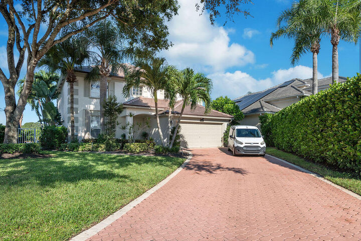 Property Photo:  1233 Avondale Lane  FL 33409 