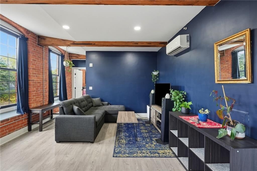 Property Photo:  50 Ashburton Street 9  RI 02904 
