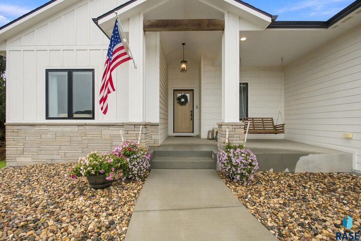 Property Photo: 8032 E Norway Pine Trl SD 57110