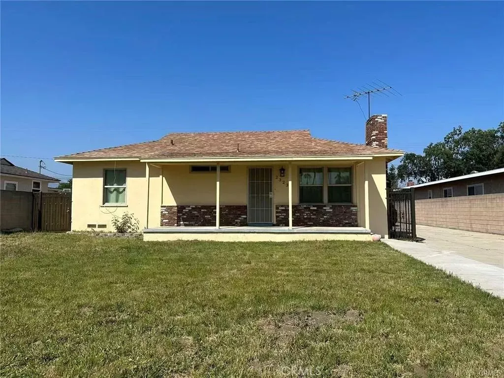 Property Photo:  2323 W Cedarwood  CA 91790 