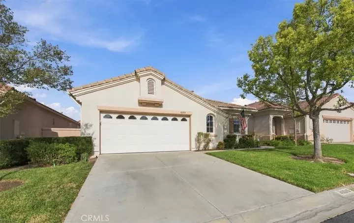 Property Photo:  40015 Via Oporta  CA 92562 