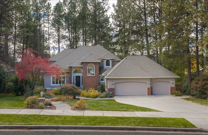 Property Photo: 6614 S Westchester Dr WA 99223