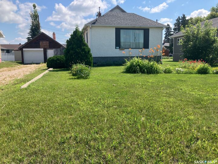 Property Photo:  2911 Albert Street  SK S0E 0L0 