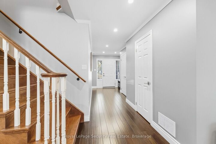 Property Photo:  785 Tenth Avenue  ON L8T 2G4 