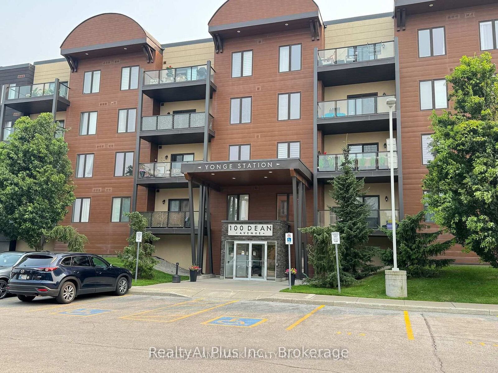 Property Photo:  100 Dean Avenue 404  ON L9J 0H1 