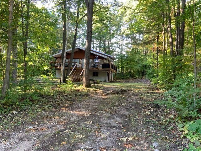 Property Photo:  44 Tall Pines Drive NW  ON L9M 0H4 