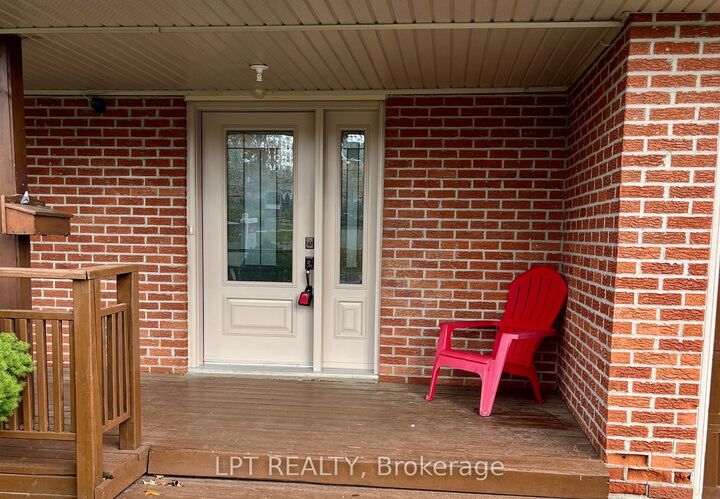 Property Photo:  47 Springdale Drive  ON L4M 5A8 