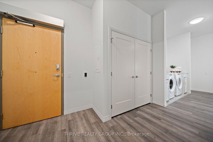 Property Photo:  373 Hill Street 112  ON N6B 1E3 