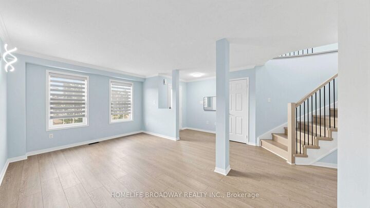 Property Photo:  145 Livingstone Street E  ON L4M 6Y1 