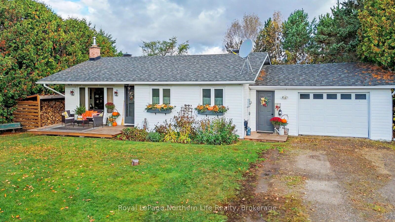 Property Photo:  57 Homestead Road  ON P0H 1V0 