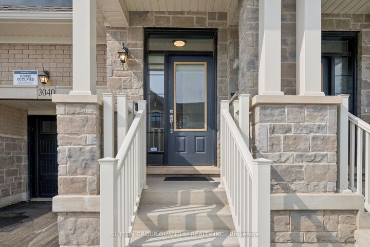 Property Photo:  3040 Robert Lamb Boulevard  ON L6H 7H5 