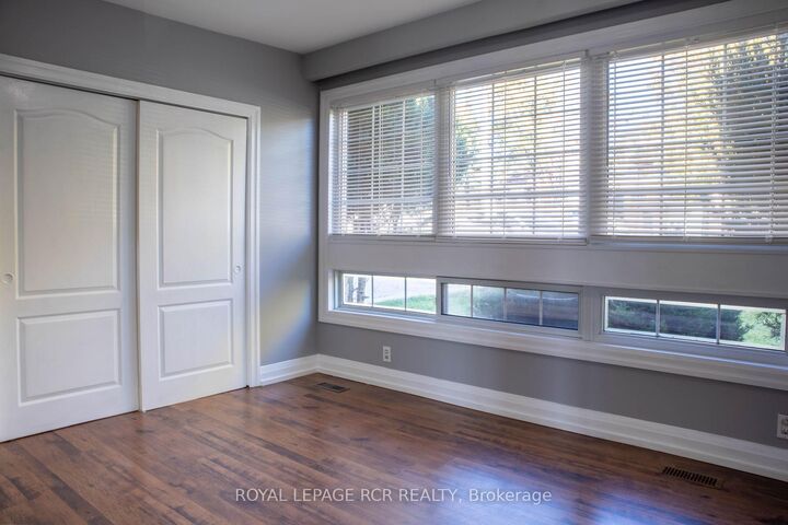 Property Photo:  22 Centre Street 2  ON L3Z 2B7 