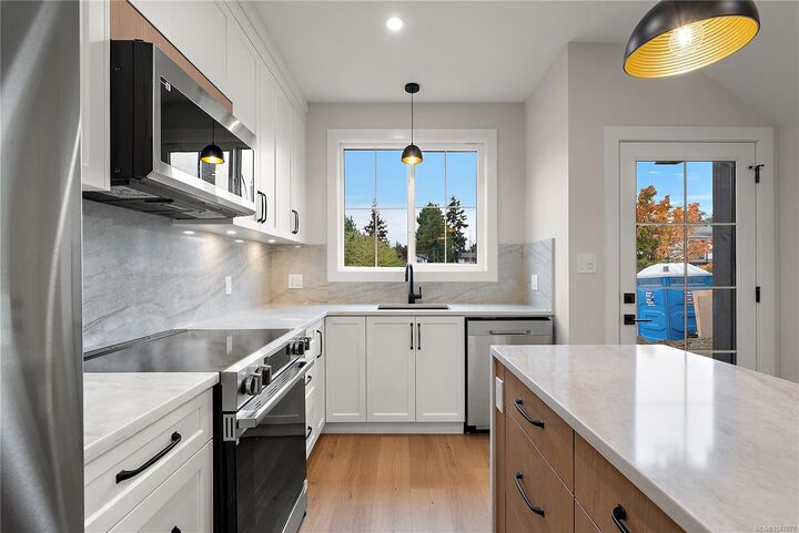 Property Photo:  954 Preston Way #101  BC V9B 3B9 