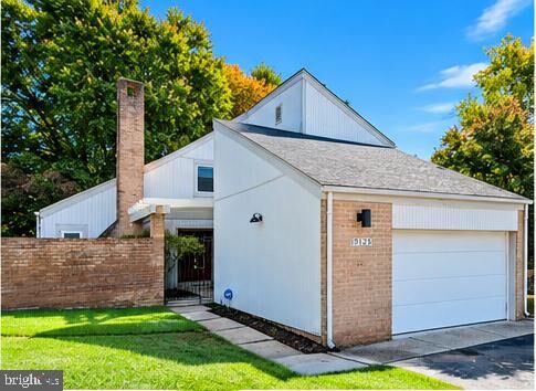 Property Photo:  19125 Rhodes Way  MD 20886 
