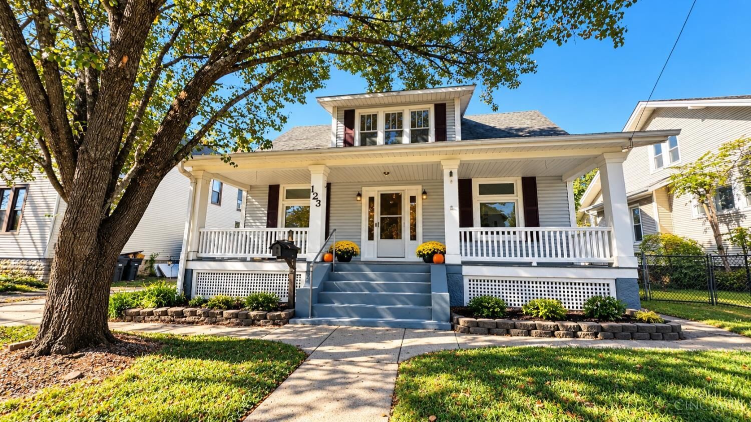 Property Photo:  123 Washington Avenue  OH 45215 