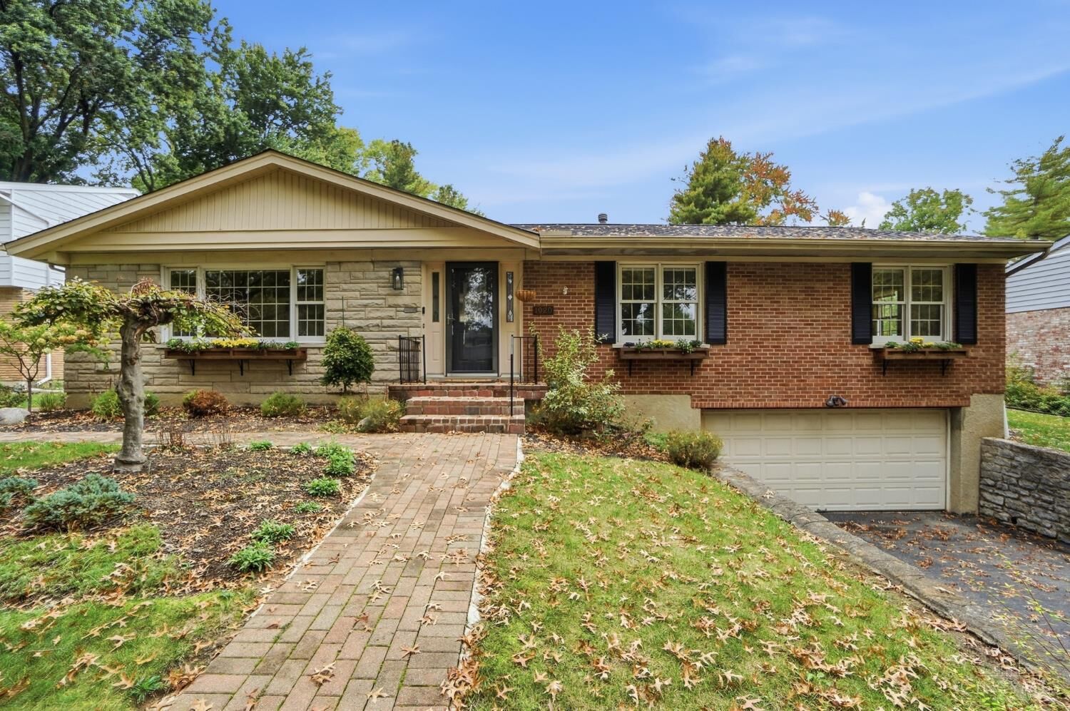 Property Photo:  1020 Cloverfield Lane  OH 45224 