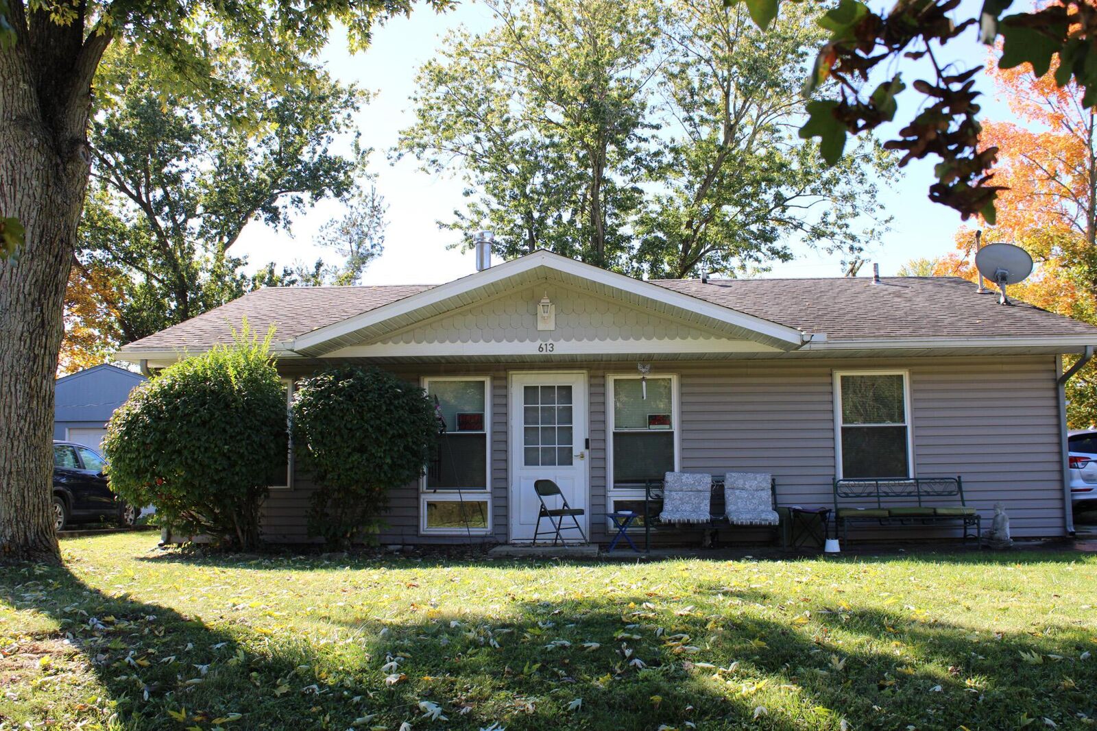 Property Photo: 613 W William Street OH 43015
