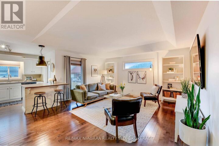 Property Photo:  22 Henley Court  ON L3B 6E8 