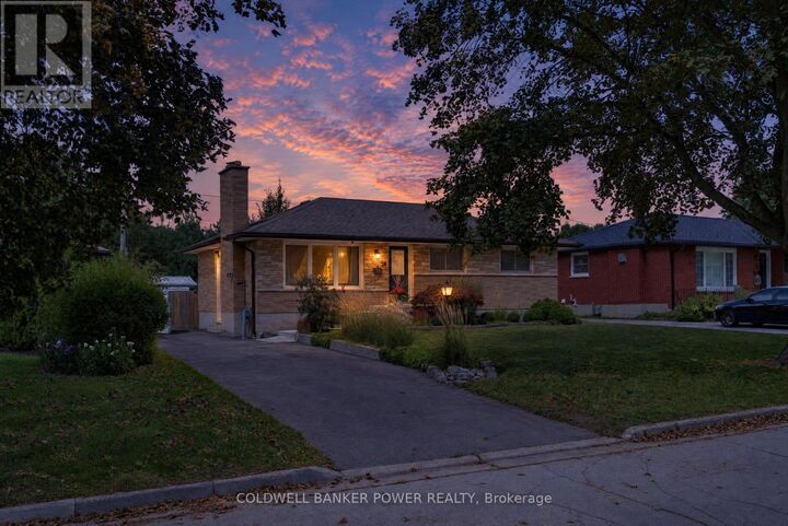 Property Photo: 34 Algonquin Crescent ON N5W 1N4