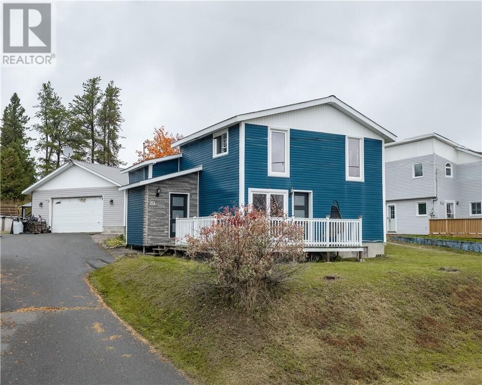 Property Photo: 29 Stanhope Avenue ON P0H 2N0
