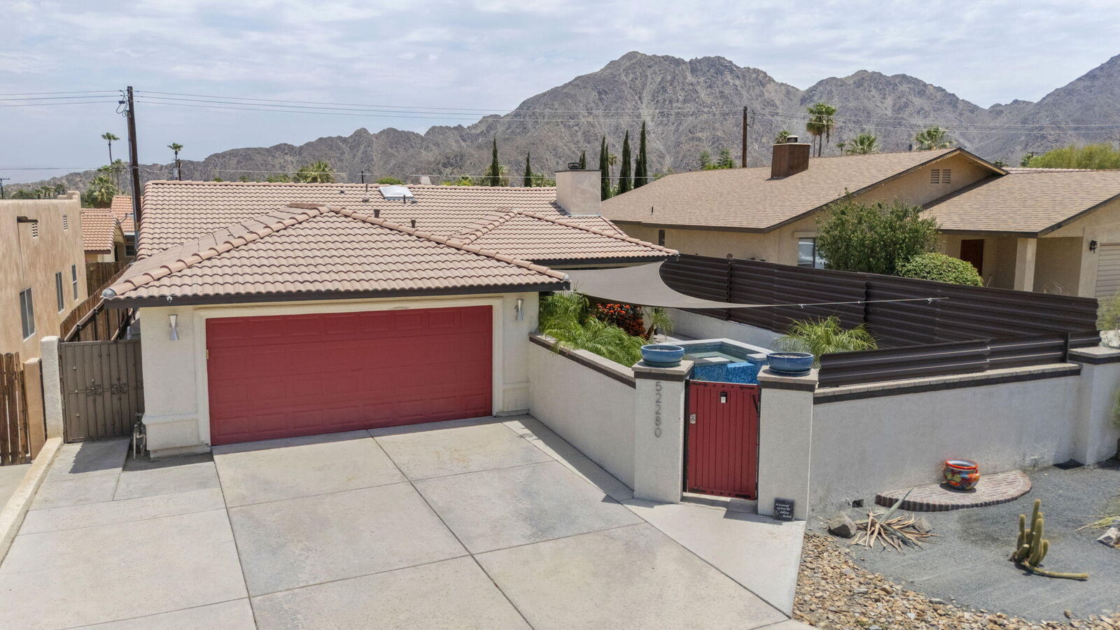 Property Photo: 52280 Avenida Ramirez CA 92253