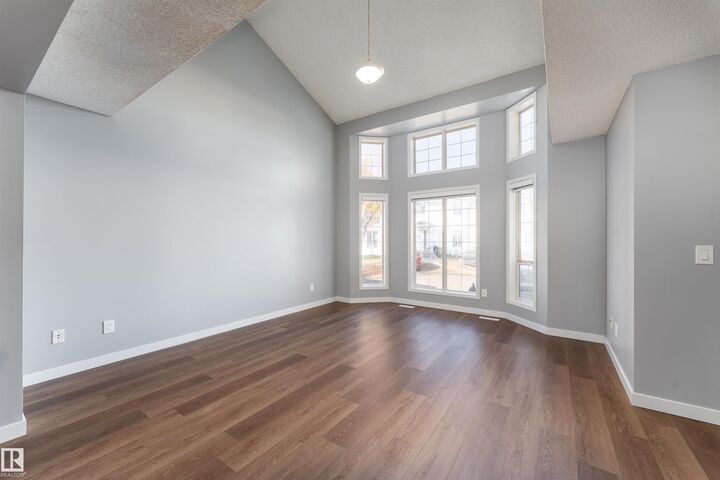 Property Photo:  3380 28A Avenue NW 68  AB T6T 1V4 