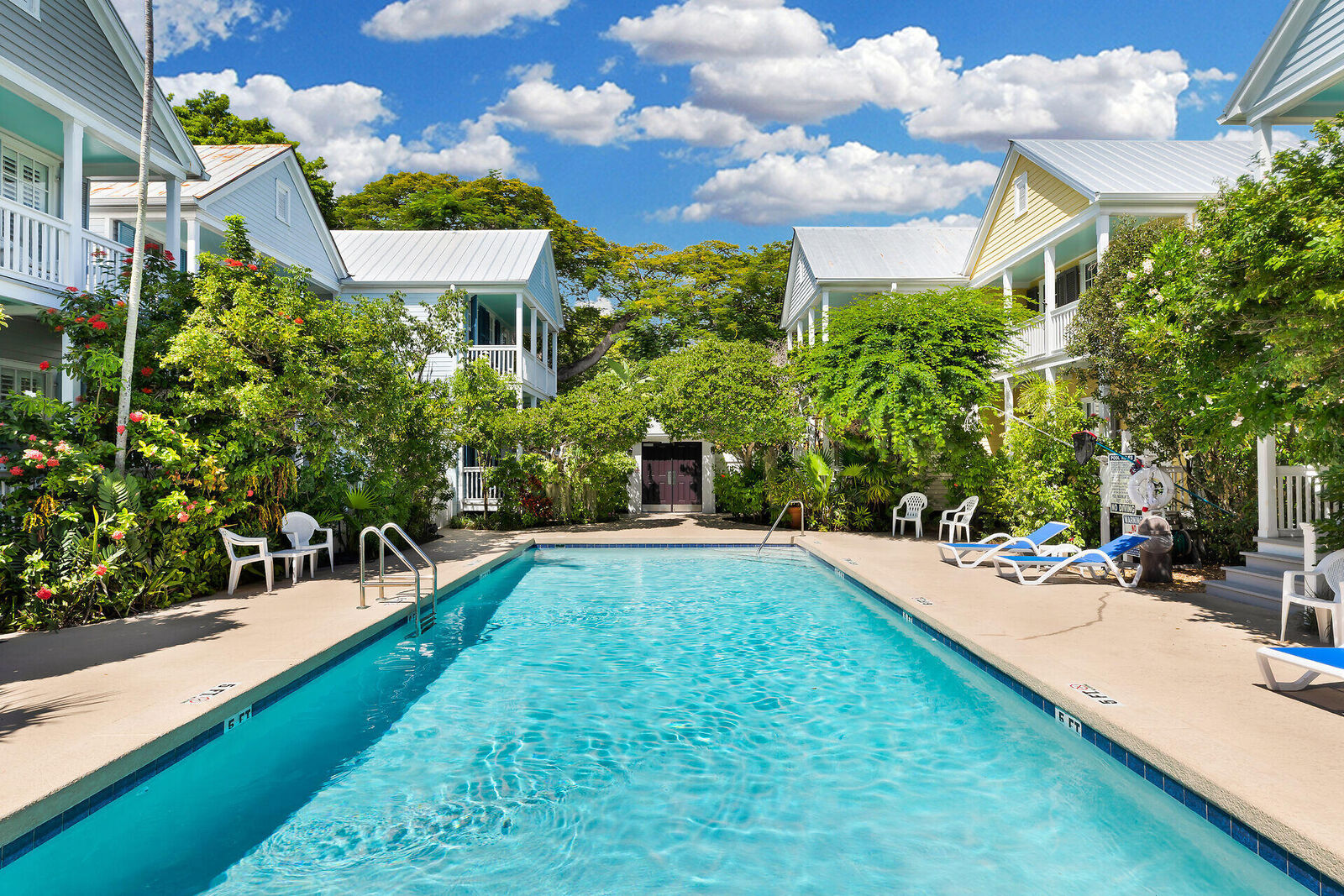 Property Photo:  606 Truman Avenue Apt 1  FL 33040 
