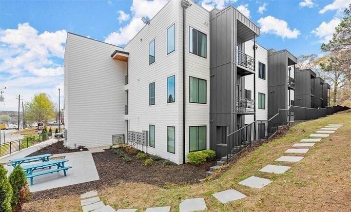 Property Photo:  1155 Custer Avenue SE 207  GA 30316 