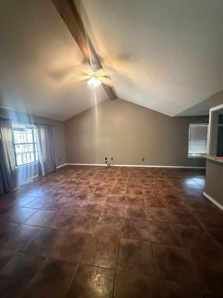 Property Photo:  122 Hemlock Cove  TX 75765 