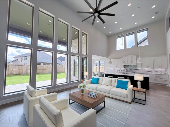 Property Photo:  5419 Rocky Banks Way  TX 77441 