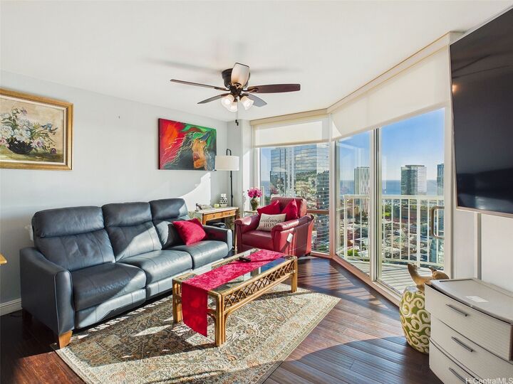Property Photo:  801 S King Street 3704  HI 96813 