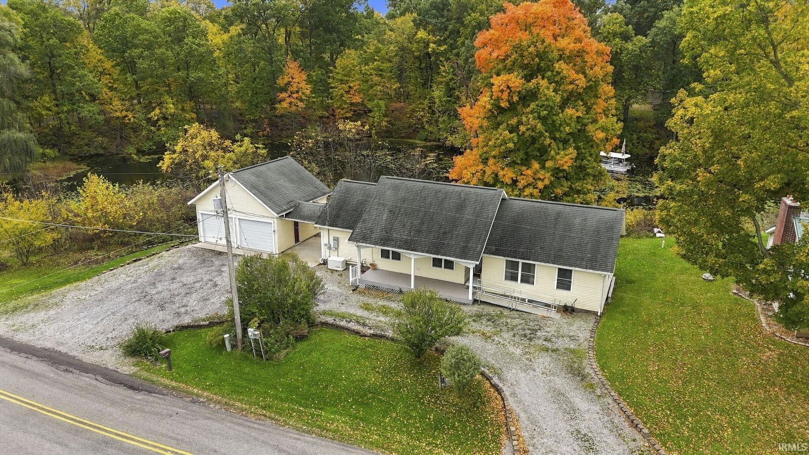 Property Photo: 9540 E 500 South Road IN 46795