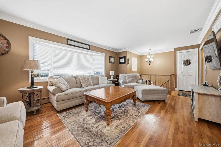 Property Photo:  1523 Dewey Avenue  NY 11710 