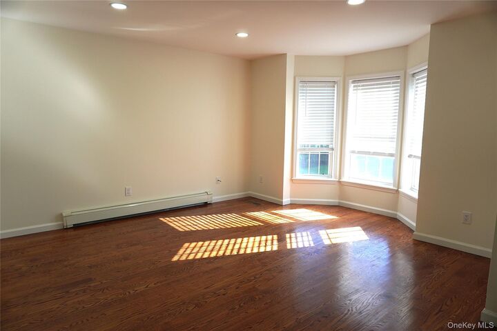 Property Photo: 18 Briga Circle NY 10528