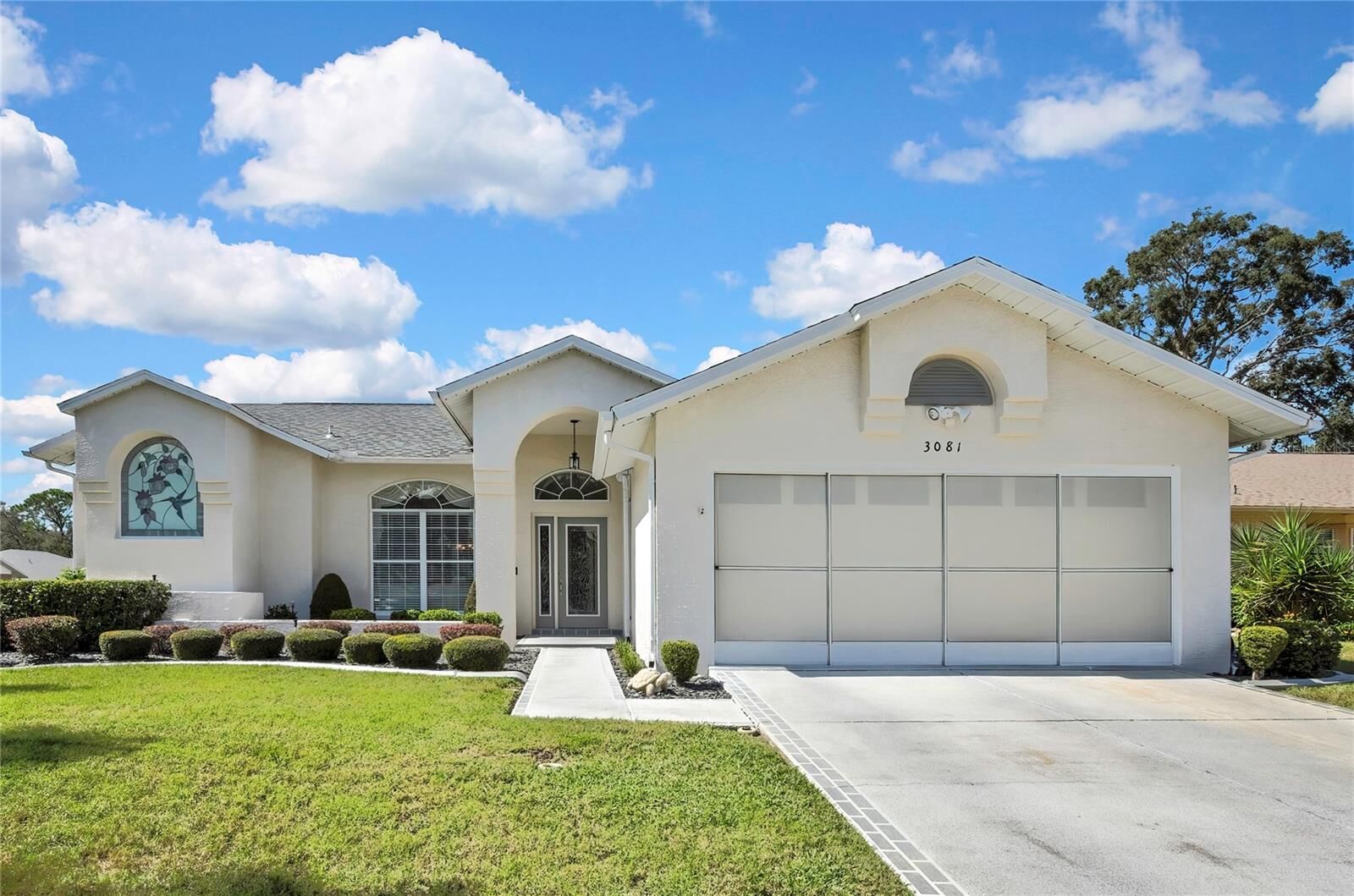 Property Photo:  3081 Saw Mill Lane  FL 34606 