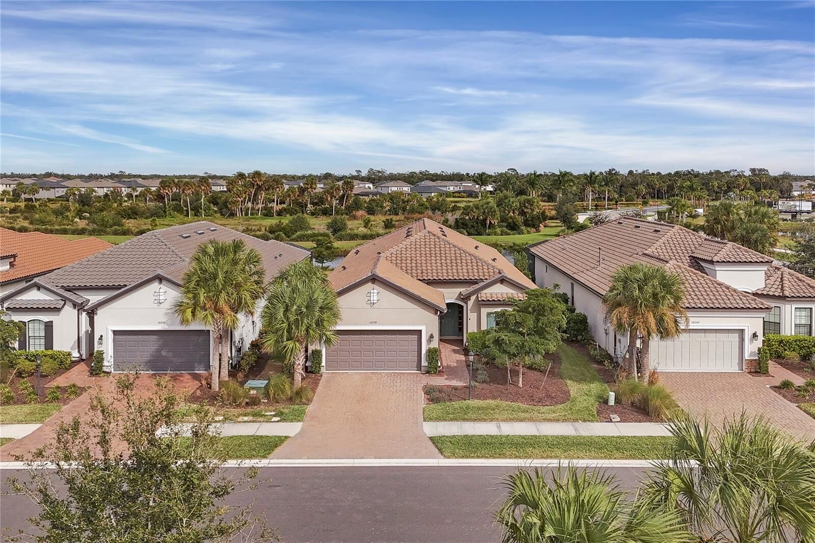 Property Photo:  10238 Morning Mist Lane  FL 34241 