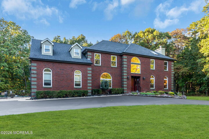 Property Photo:  4 Wright Court  NJ 08510 