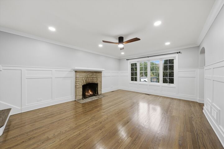 Property Photo:  2529 W 110th Place  IL 60655 