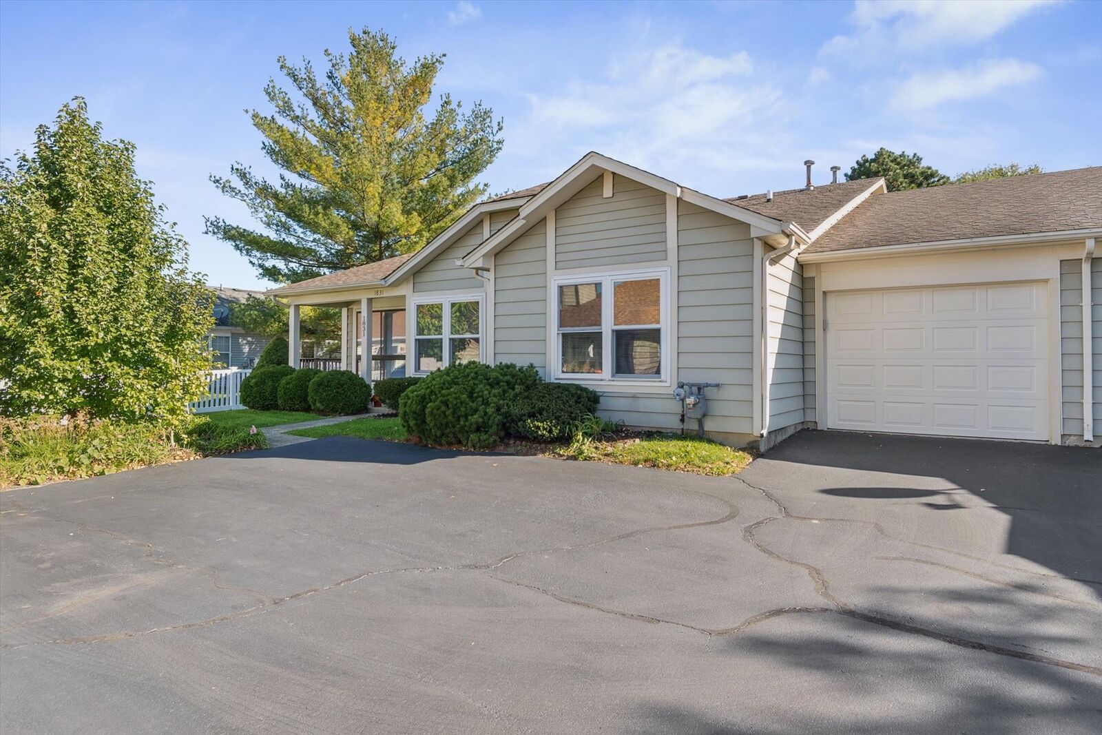 Property Photo: