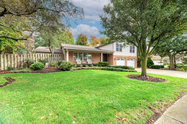 Property Photo: 111 Norton Drive IL 60108