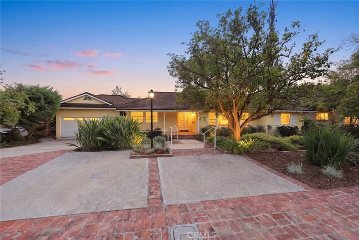 Property Photo: 1709 El Vista Circle CA 91006
